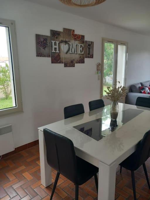 Fleur De Sel D Oleron 3 Chambres เลอ แชโตว์-โดเลรง ภายนอก รูปภาพ