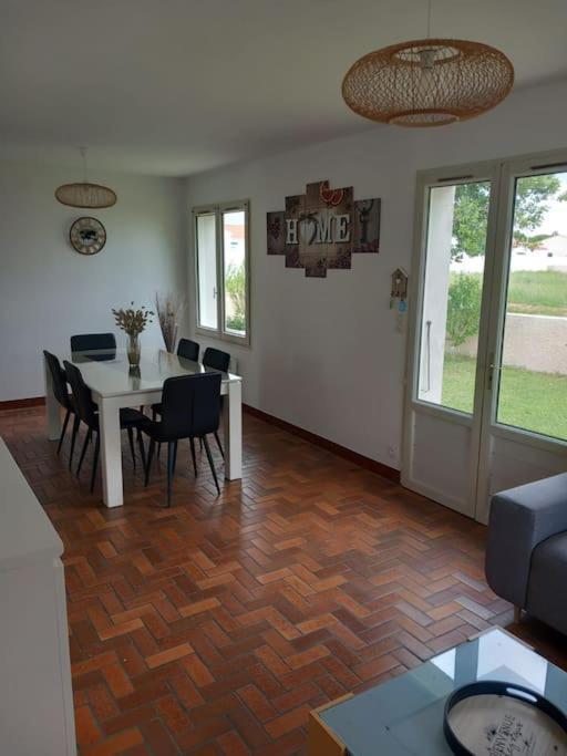Fleur De Sel D Oleron 3 Chambres เลอ แชโตว์-โดเลรง ภายนอก รูปภาพ